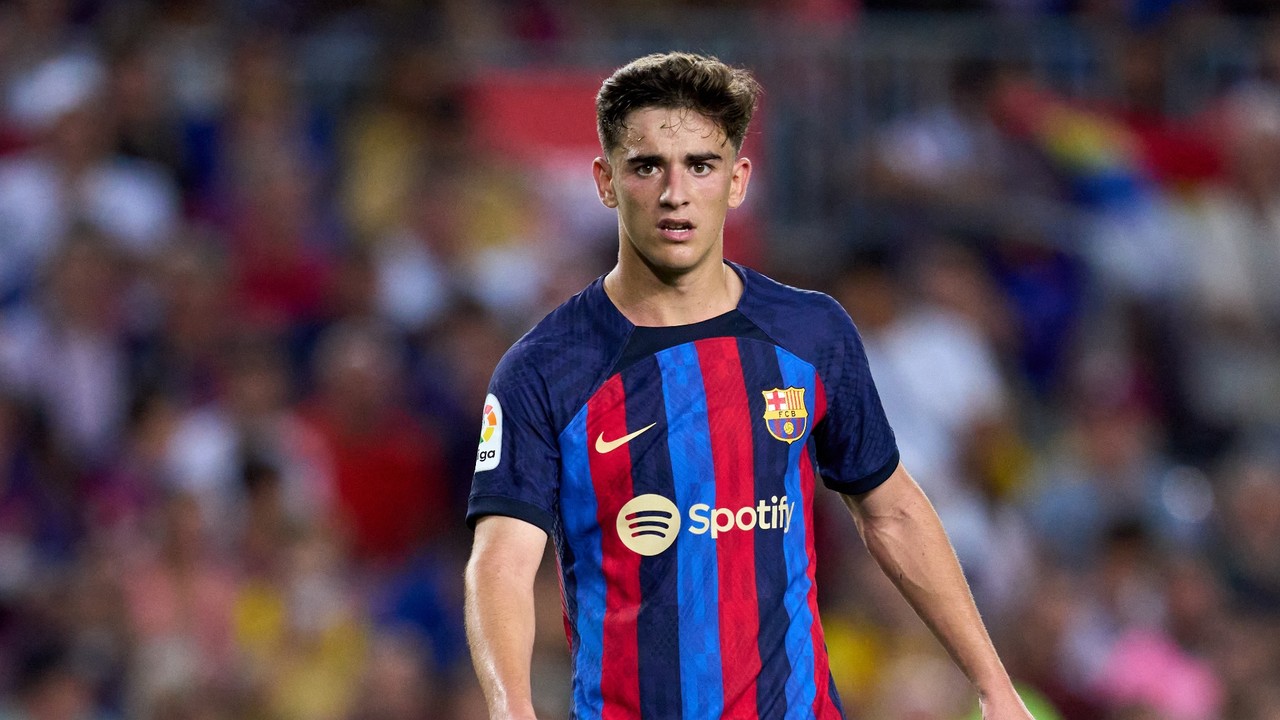 Official: Gavi registered with the Barcelona first team, handed No