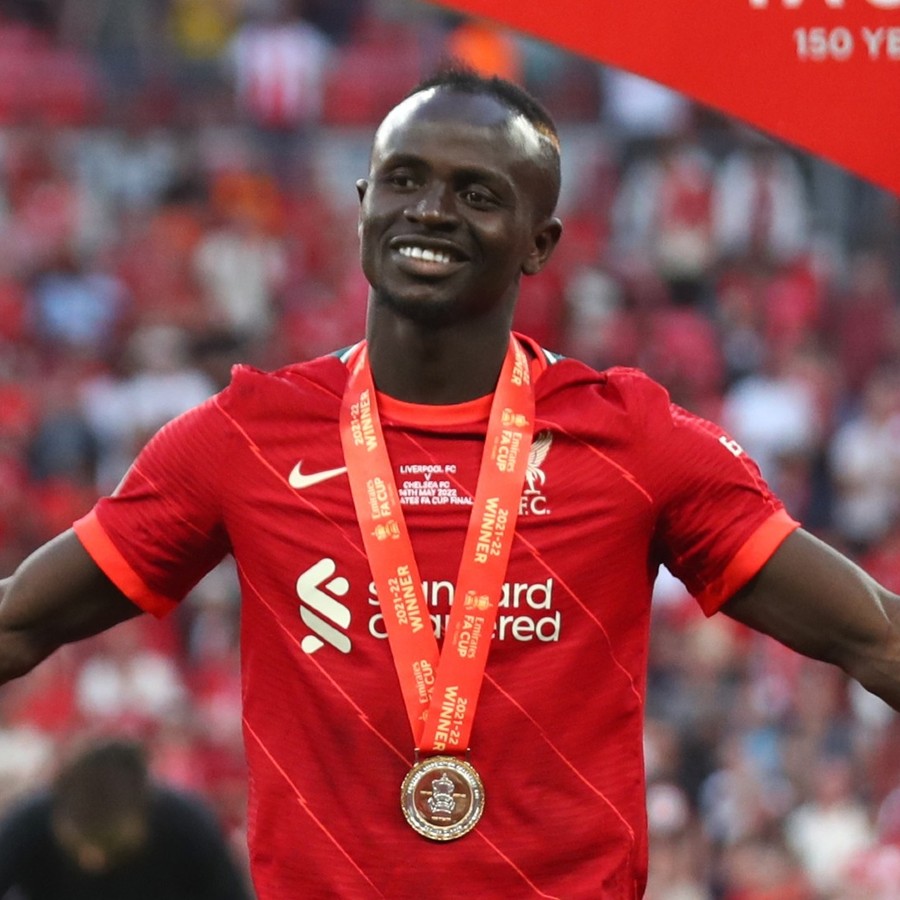 Bayern Munich continue to work on deal to sign Sadio Mane