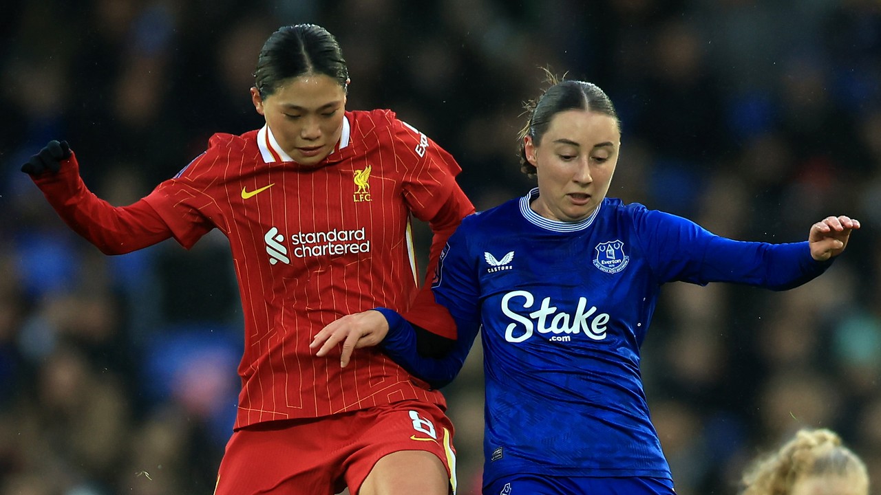 Liverpool v Everton derby marred by controversy late drama wins it for Aston Villa as Manchester United ease pressure on Mark Skinner WSL wrap